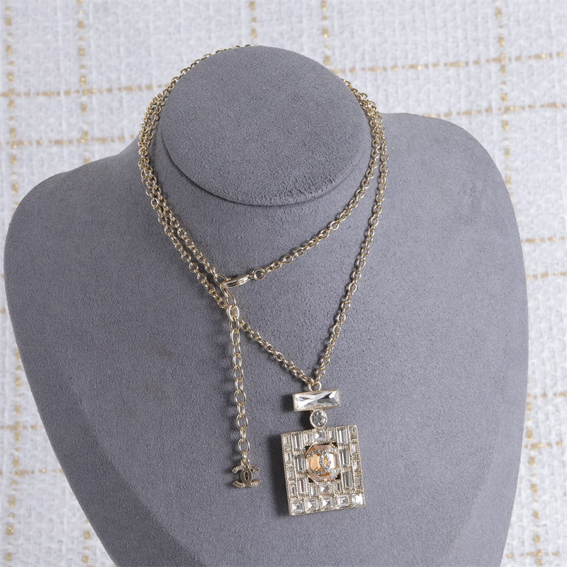 Wholesale Fashion High quality Necklace CHL #A1636