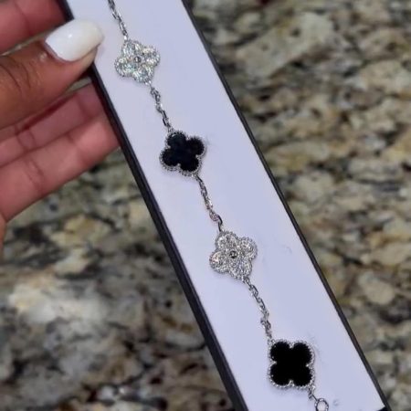 Wholesale Fashion Bracelet VAC #A0822