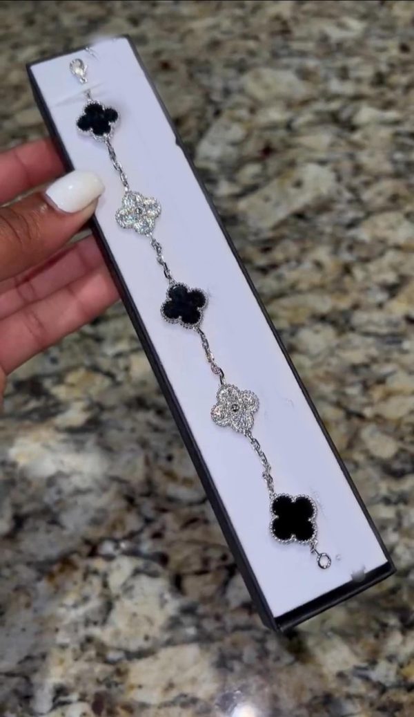 Wholesale Fashion Bracelet VAC #A0822