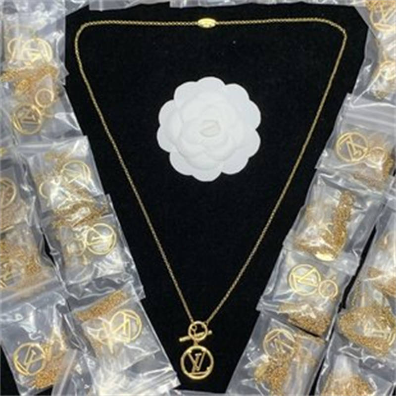 Wholesale Fashion Necklace LOV #A1318 - Image 1