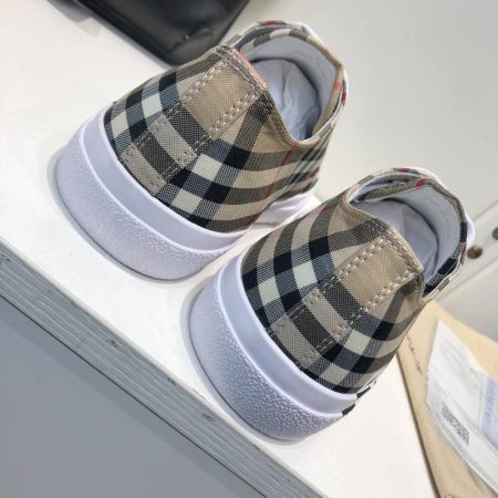 High quality sneaker size:5-11 with box free shipping BUY #15465 - Image 3