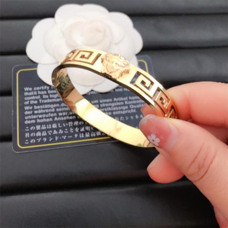 Wholesale Fashion Bracelet VEE #A0758 - Image 3