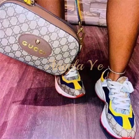 1 set fashion sneakers & shoulder bag free shipping GUI #16657