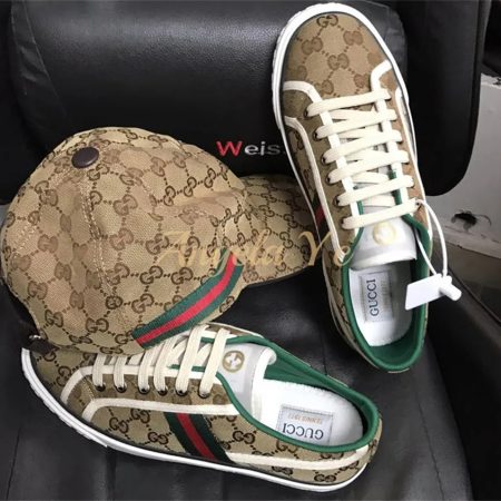 1 set fashion  sneakers & hat  free shipping GUI #18634