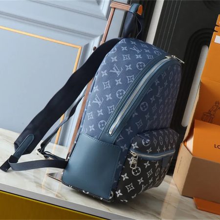 High quality backpack size:29*38*20cm LOV #21015 - Image 2