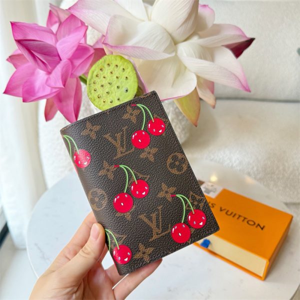 Wholesale Fashion passport holder size:10*14*2.5cm LOV #21139