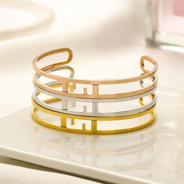 Wholesale Fashion bracelet TIY YW  #A2468