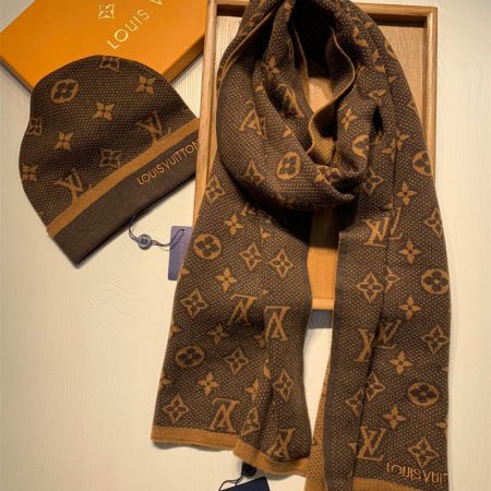 Wholesale Fashionable scarf & hat set LOV #A0311