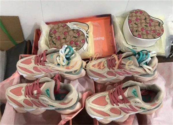High quality sport shoes & shoulder bag free shipping COH #23208