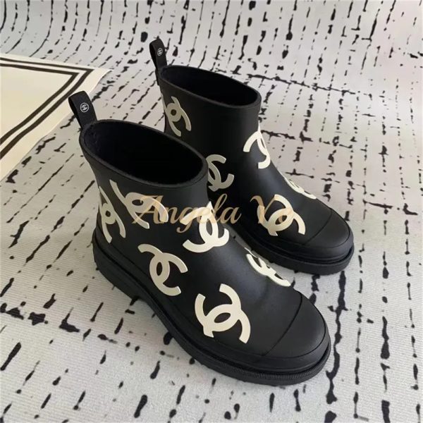 High quality  boots & sweater free shipping CHL #24401