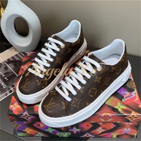 1 set fashion sneakers & shoulder bag free shipping LOV #24614 - Image 3