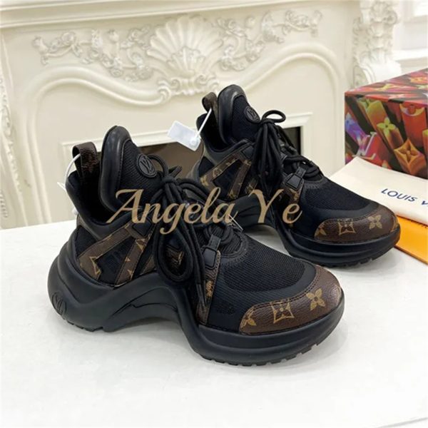 1 set  casual shoes & waist bag free shipping LOV #24632