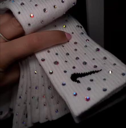 Wholesale Socks with diamond NIK BB #25187 - Image 3