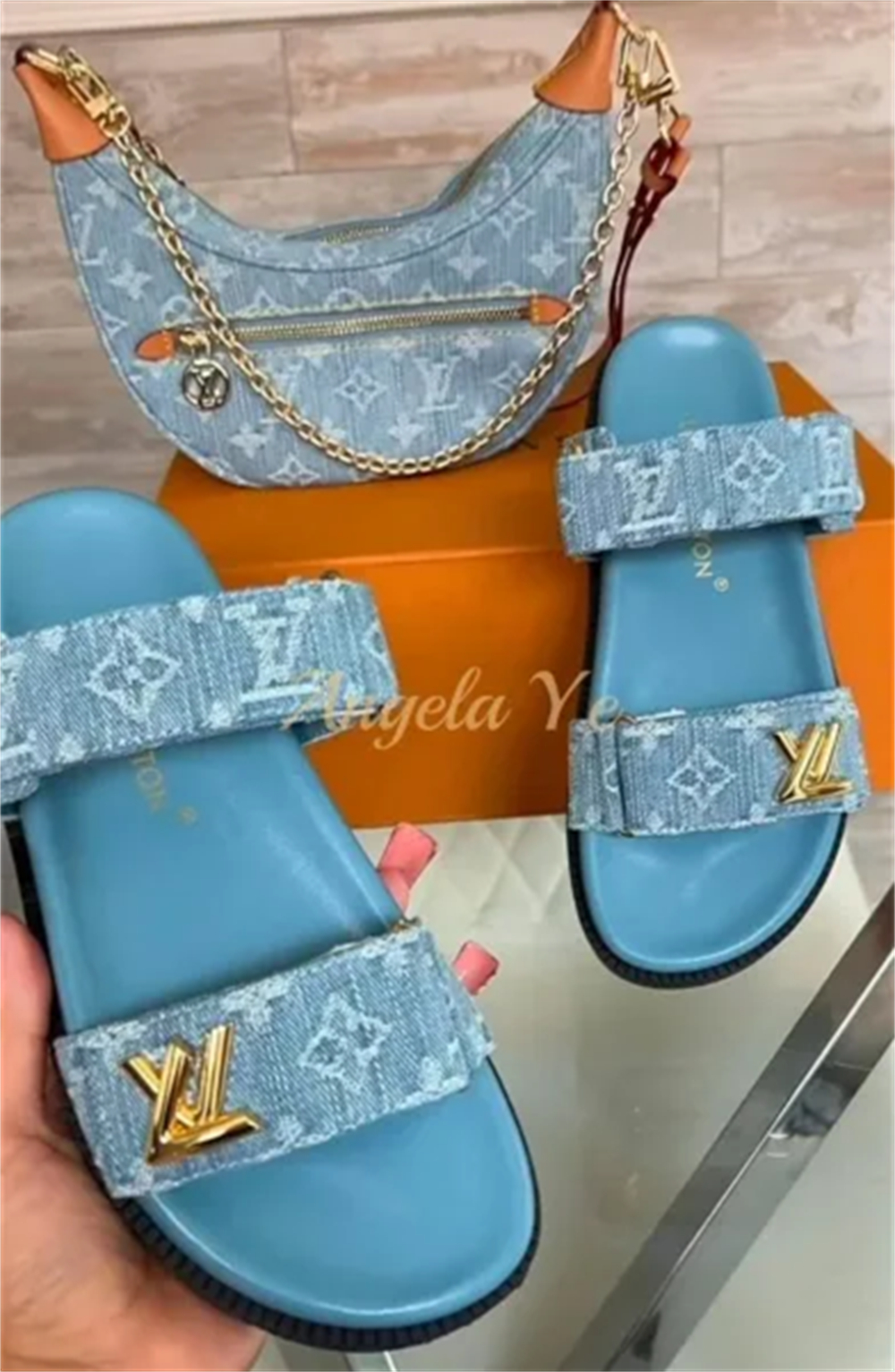 High quality slipper & shoulder bag free shipping LOV #25361 - Image 1
