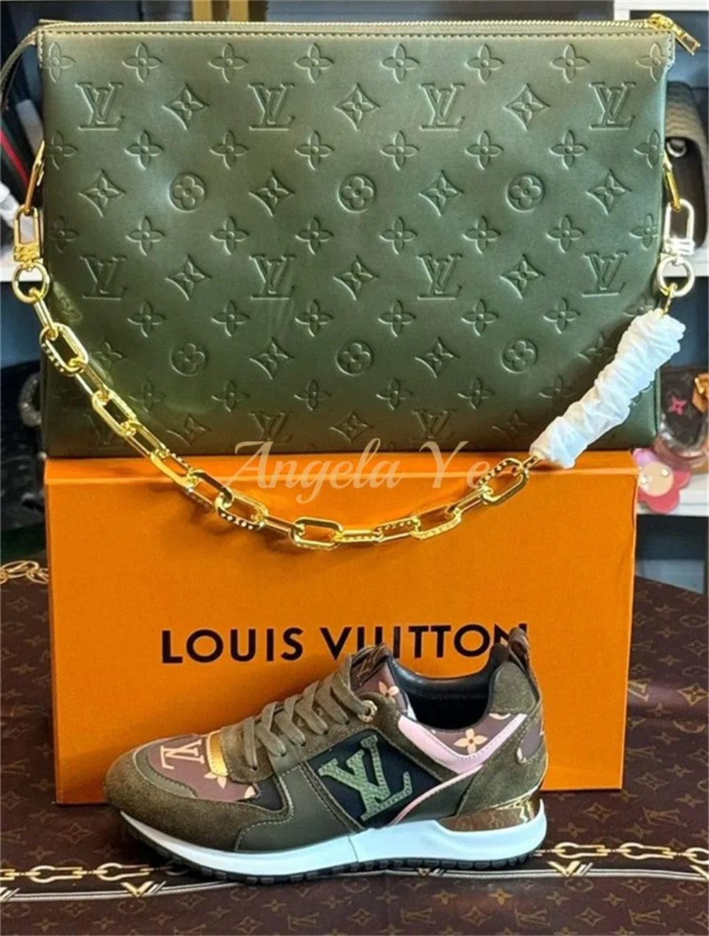 High quality sneakers & shoulder bag free shipping LOV #26010 - Image 1