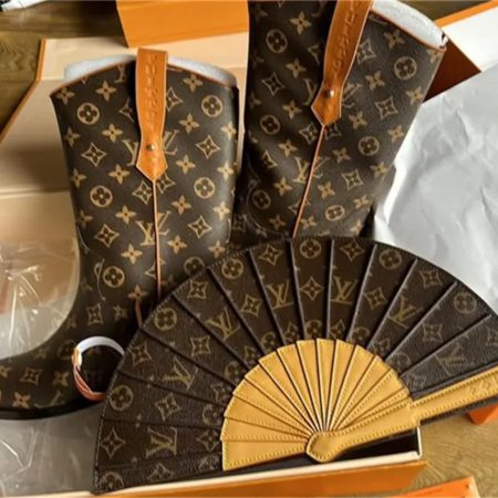 High quality casual boots & shoulder fan bag free shipping LOV #26506 - Image 2