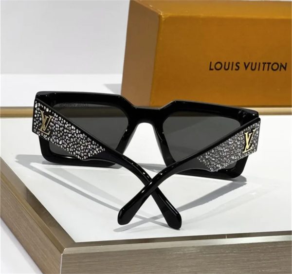 High quality sunglasses with box LOV #26553