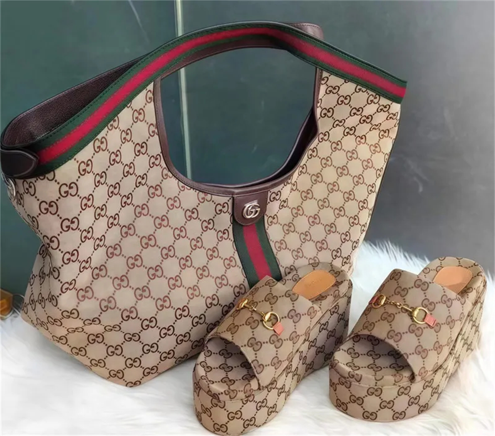 High quality slipper & handbag free shipping GUI #26836 - Image 1