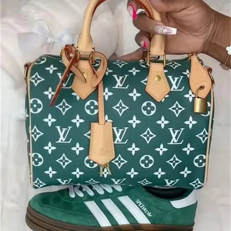 1 set fashion sport shoes & handbag free shipping LOV #26848