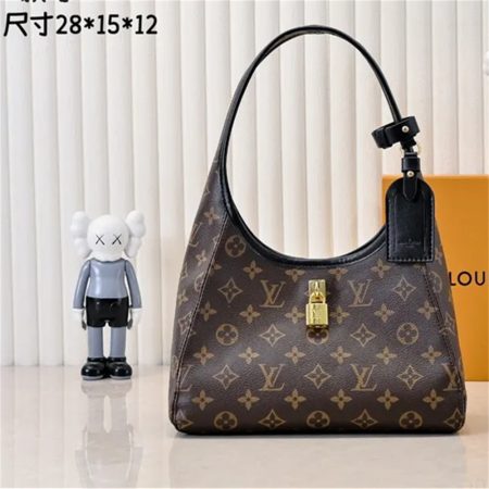 High quality Fashionable boots & handbag LOV #26931 - Image 2