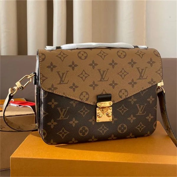 1 set fashion slipper & messenger bag free shipping LOV #26932