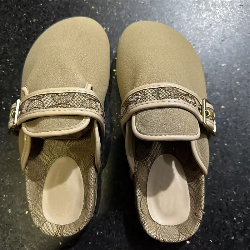 High quality slide slippers size:5-11 (NO box) COH #26989 - Image 3