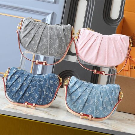 High quality denim shoulder bag size:21*15*7cm LOV JW #27161