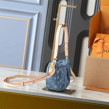 High quality denim shoulder bag size:21*15*7cm LOV JW #27161 - Image 3
