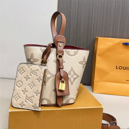 High quality bucket bag size:17*18cm LOV CM #28040 - Image 2