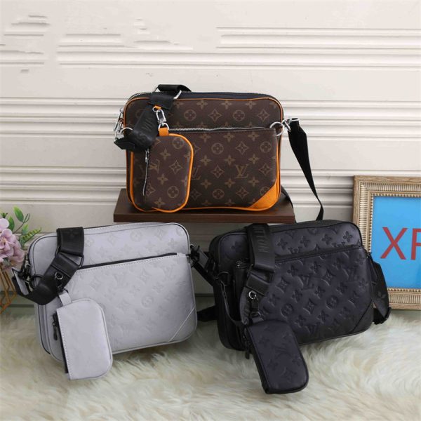 Wholesale messenger bag size:25*5*18cm LOV CM #28083