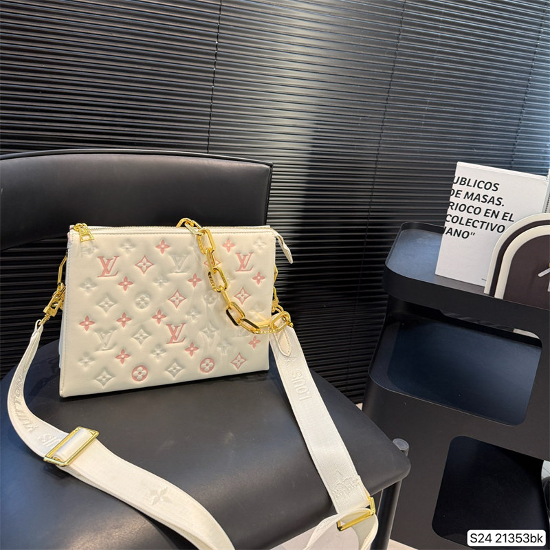High quality fashion shoulder bag size:27*20cm LOV MLB #28156 - Image 4