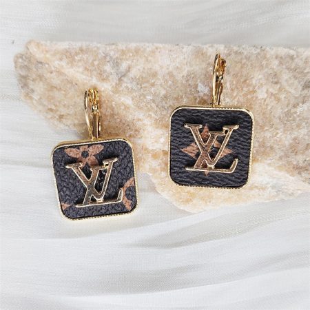 Wholesale Fashion Earrings LOV #A0645