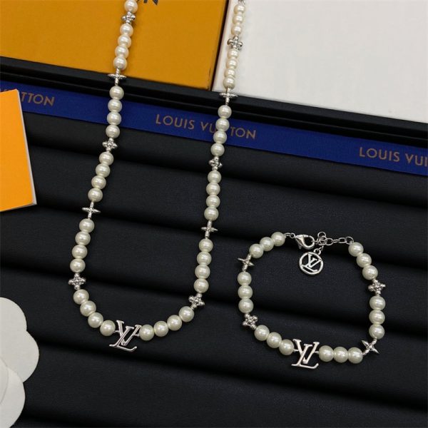 Wholesale Fashion Necklace and Bracelet Set LOV LHZ #A2675