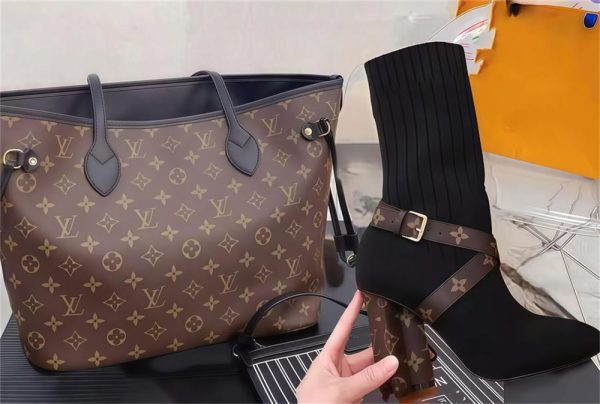 High quality boots & Tote bag set free shipping LOV #29234