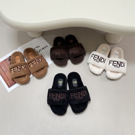 High quality fuzzy slipper size:5-10 with box FEN #29315 - Image 2