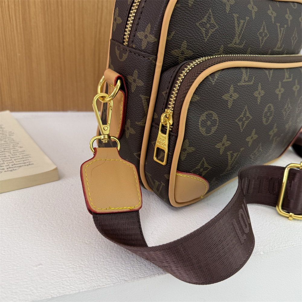 Wholesale messenger bag size:25*19*11cm LOV #29319 - Image 4