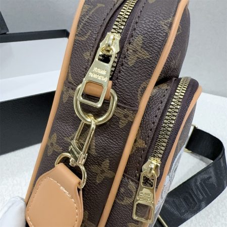 Wholesale messenger bag size:17*22*9cm LOV #29320 - Image 3