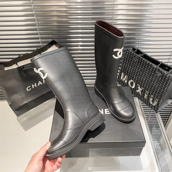 1 pair rain boots for women size:5-9 (no box) CHL #29327
