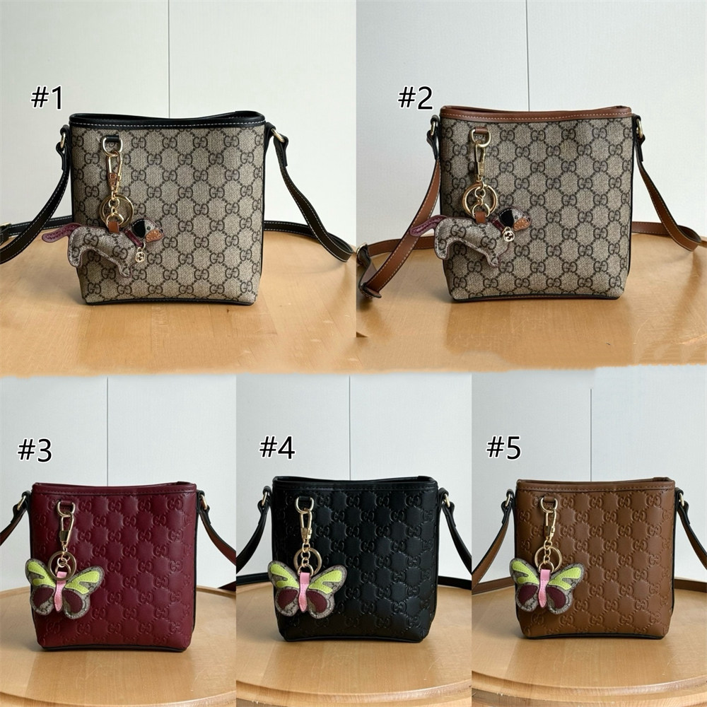 Top quality shoulder bag size:33*23*4cm GUI #29333 - Image 1