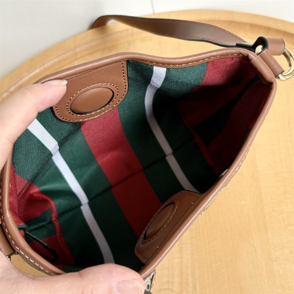 Top quality shoulder bag size:33*23*4cm GUI #29333