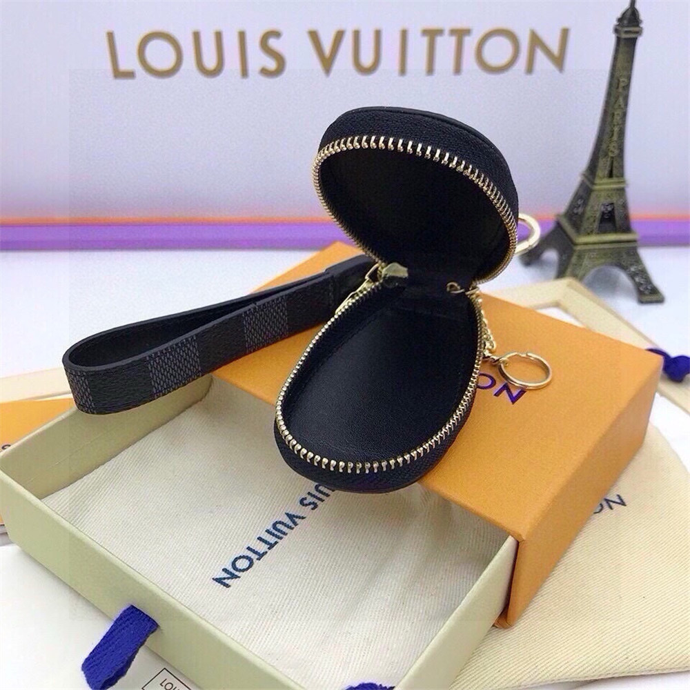High quality key chain with box LOV #29344 - Image 3