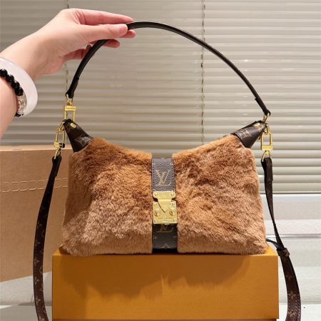 High quality shoulder bag size:25*15cm LOV #29371 - Image 2