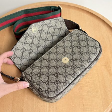 High quality shoulder bag size:22*13*4cm GUI #29372 - Image 3