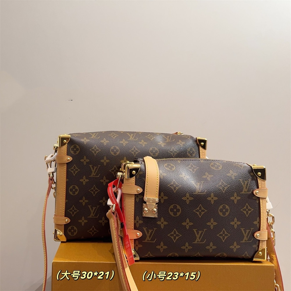 High quality shoulder bag size:23cm /30cm LOV #29406 - Image 1