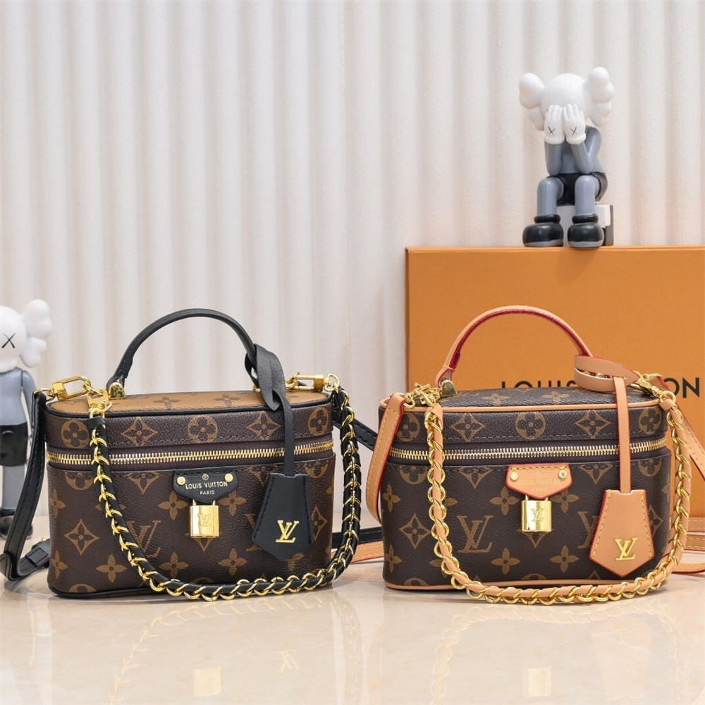Top quality leather makeup bag size:19*11.5*6.5cm LOV #29410 - Image 1