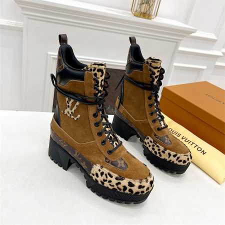 High quality boots size:5-11 with box free shipping LOV #29435
