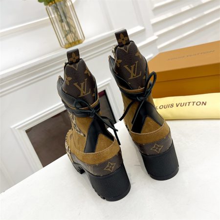 High quality boots size:5-11 with box free shipping LOV #29435 - Image 3
