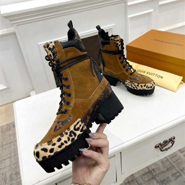 High quality boots size:5-11 with box free shipping LOV #29435