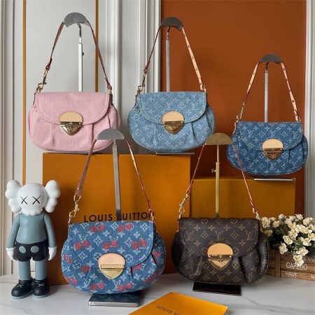 Top quality denim shoulder bag size:27*18*3cm LOV #29673 - Image 2