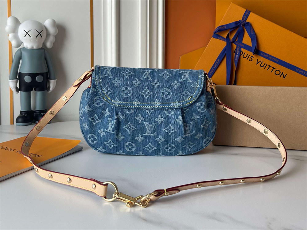 Top quality denim shoulder bag size:27*18*3cm LOV #29673 - Image 5